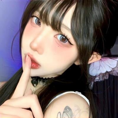 绑定倒计时校花黏上穷小子